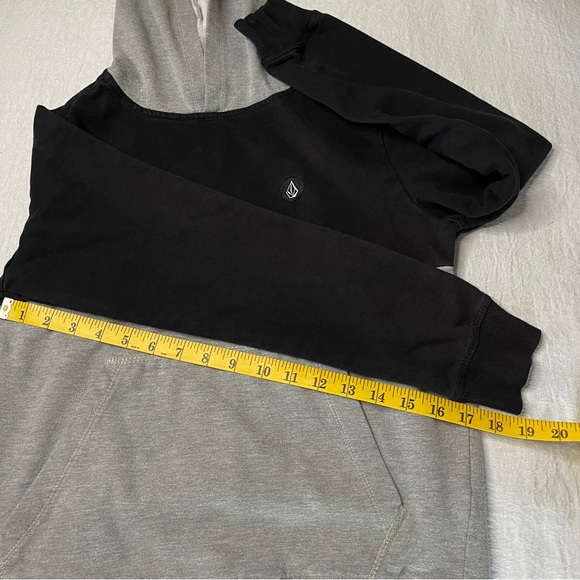 Volcom Style Name (Contrast PO FLC) Kid Black Long Sleeve Pullover Hoodie Size M - Picture 10 of 10